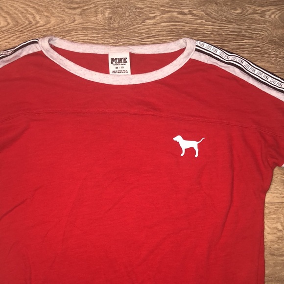 Womens Victoria Secret PINK half sleeve tshirt - Picture 2 of 6